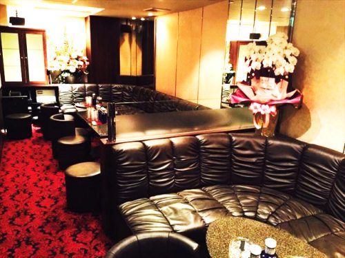 初心者の派遣コンパニオンにおすすめな中洲のクラブ悠華（ゆうか）