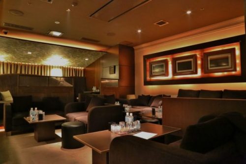 中洲の派遣コンパニオンも楽しく働けるキャバクラ