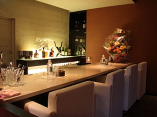 中洲の夜景が楽しめる中洲のクラブ「会員制ロゼア」