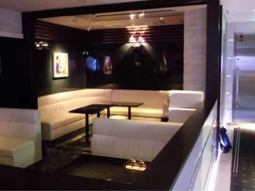 キャバ嬢同士仲が良く働きやすい中洲のキャバクラ