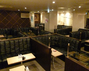 新人の派遣コンパニオンにおすすめの中洲のキャバクラ