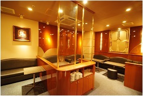 中洲の派遣会社CAークリアエージェンシーの女の子からも人気なキャバクラ