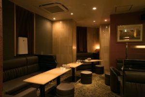 水商売未経験の派遣キャバ嬢におすすめな中洲のクラブ「弥葵（みき）」