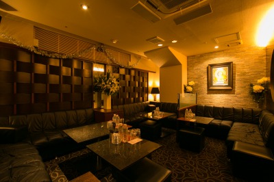 中洲で人気なママがいる派遣コンパニオンからも人気なクラブ