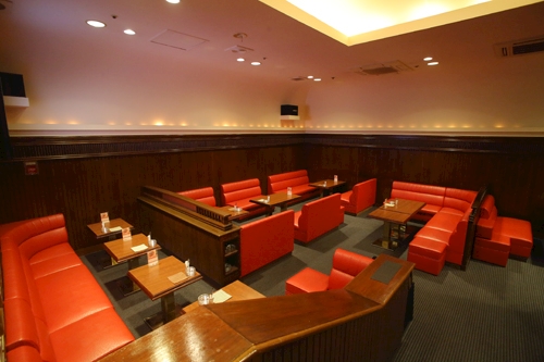 経験や年齢を気にせず働ける中洲の美熟女キャバクラ