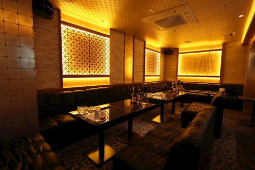 中洲の老舗のキャバクラ