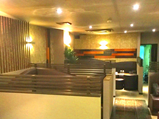 西中洲にある熟女キャバクラ