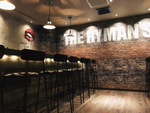 中洲が初心者の方も安心して働けるガールズバー