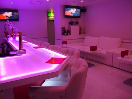 中洲の派遣コンパニオンからも人気なガールズバー