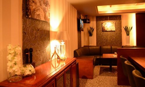 落ち着いた雰囲気で働ける中洲のスナック