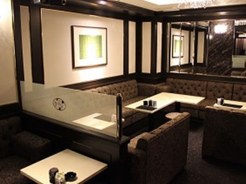 中洲が未経験の方でも優しくサポートしてくれるスナック